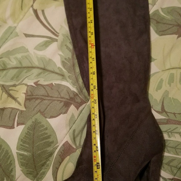 steve madden 7.5 over knee - Picture 5 of 6